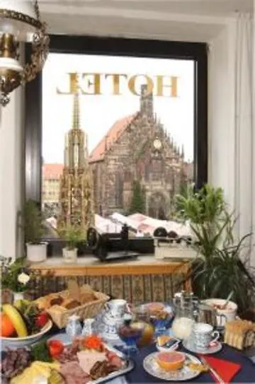 Tiptop Hotel Am Schoenen Brunnen Nuremberg